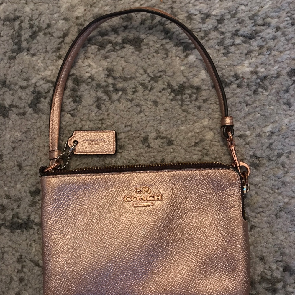 Purse - Picture 2 of 5